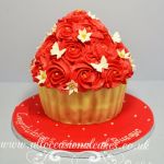 red rose giant cupcake (£ 60 )